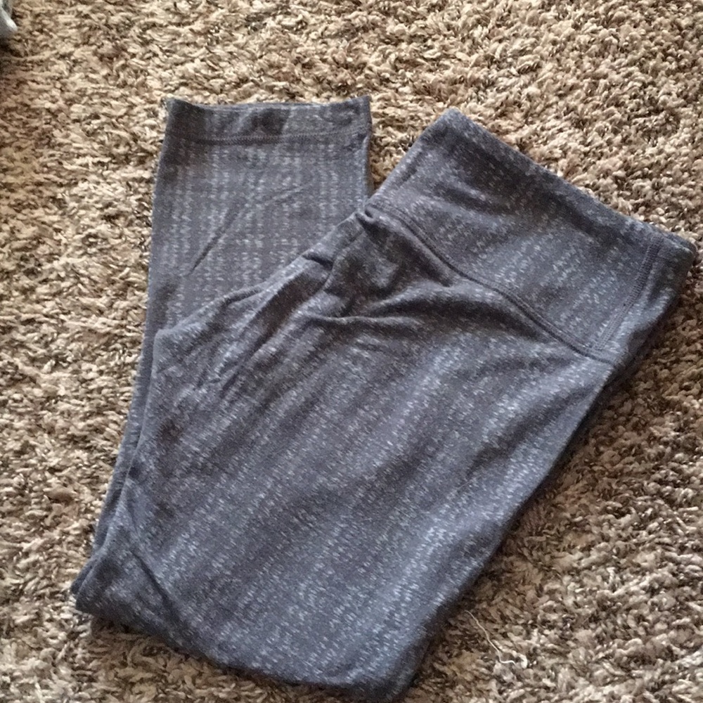Lululemon crop pants